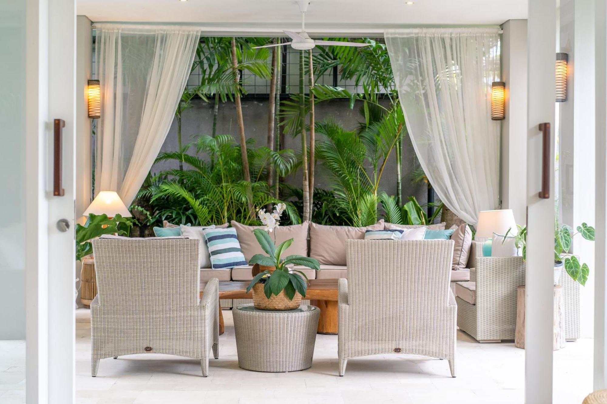 Villa Sunsara 4 - Enchanting 4Br Villa In A Great Location Canggu Buitenkant foto